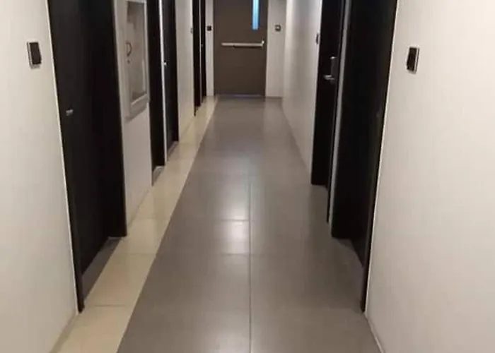 Araneta Cubao No Brown Outs 1br Furnished With Balcony Free Wifi Netflix * Manila