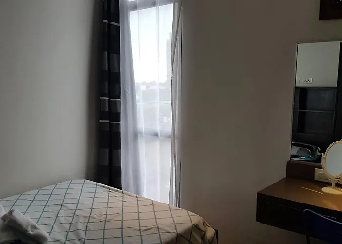 Holiday home Araneta Cubao No Brown Outs 1br Furnished With Balcony Free Wifi Netflix *