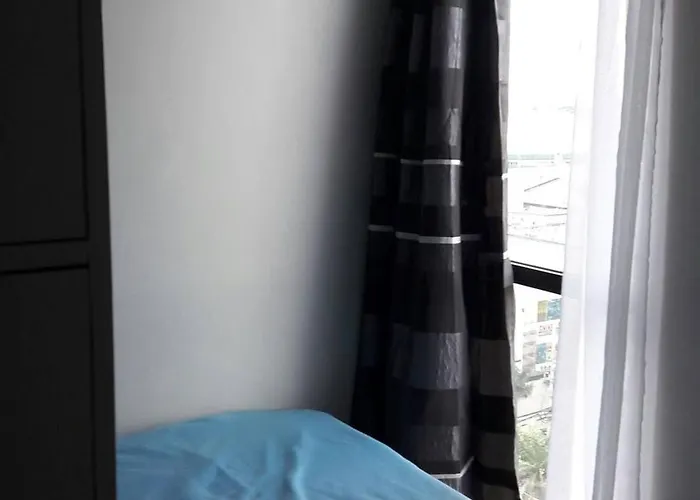Araneta Cubao No Brown Outs 1br Furnished With Balcony Free Wifi Netflix Holiday home