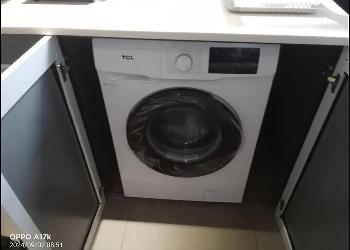 Araneta Cubao No Brown Outs 1br Furnished With Balcony Free Wifi Netflix